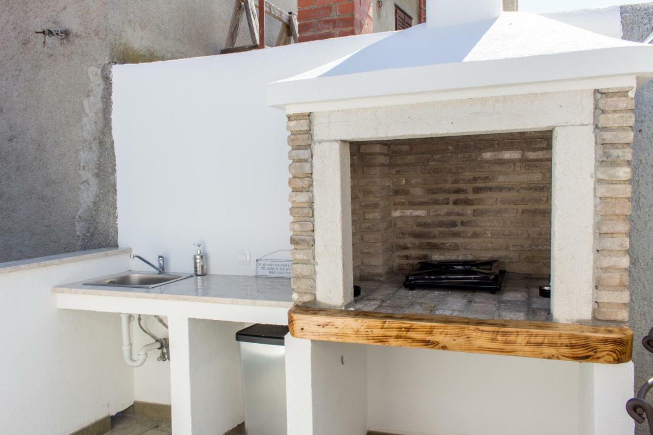 Apartment Old Town Mariolina Krk Town Luaran gambar